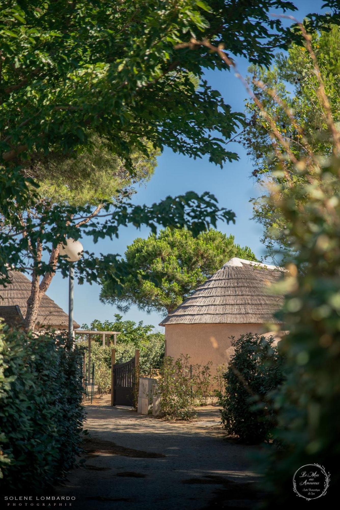 Le Mas Aux Amoureux , Suite Romantique Et Spa Le Barcarès エクステリア 写真